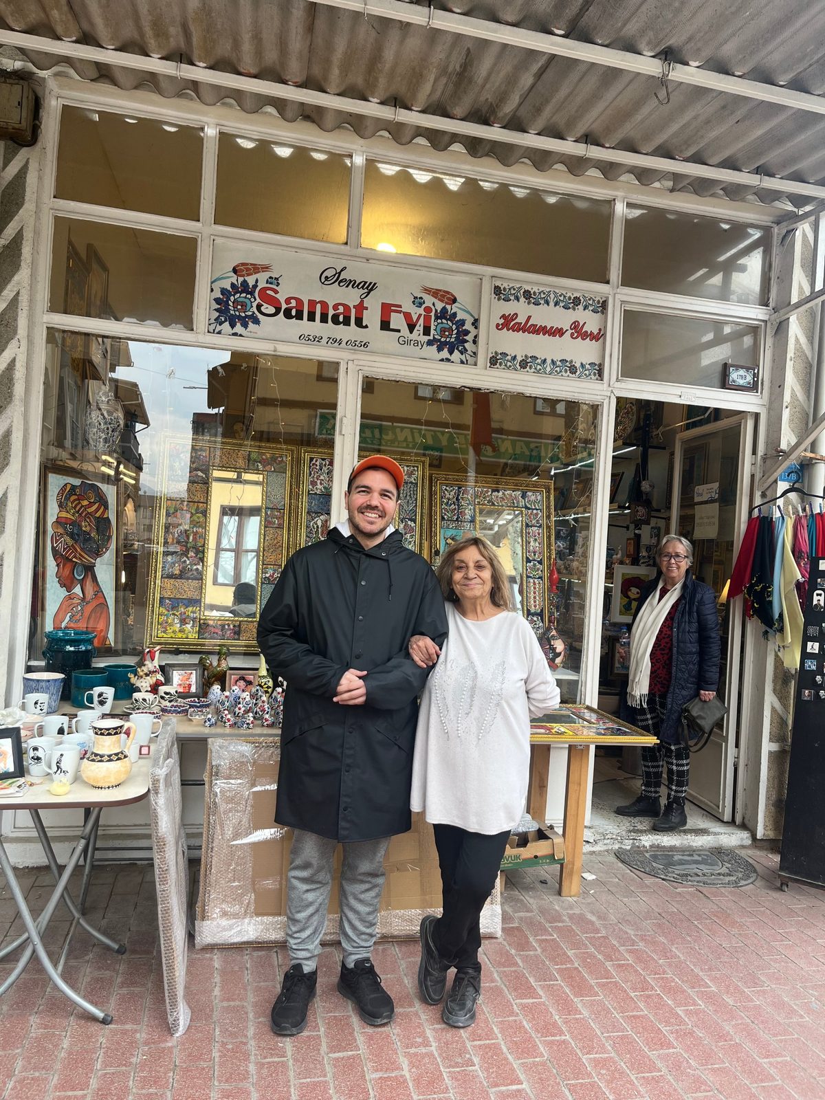 İznikli çini sanatçısı Şenay Hanım ile